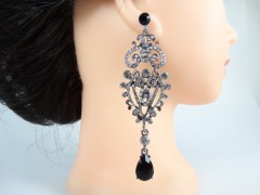 Cercei tip candelabru cristale albe si negre