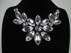 Colier cristale albe model floral
