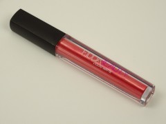 Ruj Liquid matte Huda Beauty Snobby