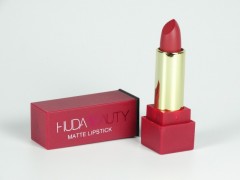 Ruj mat "Matte Lipstick 08"